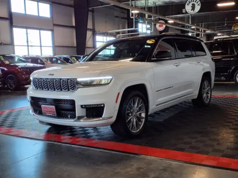 Another view of 2022 Jeep Grand Cherokee L Summit for sale in Gretna, NE at Gretna Auto Outlet