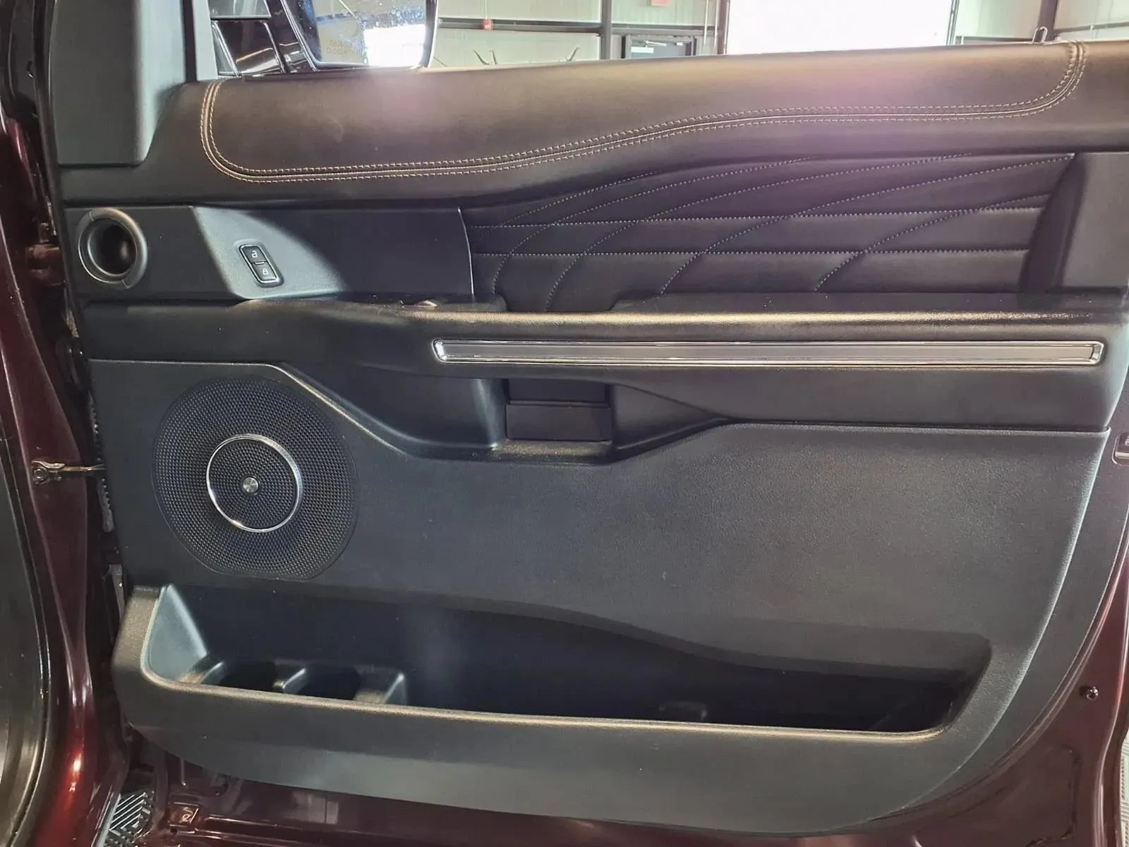 Ford Expedition photo 14