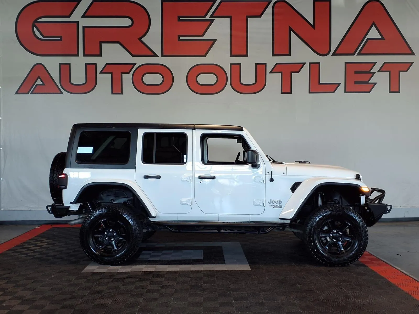2019 Jeep Wrangler Sport S's photo
