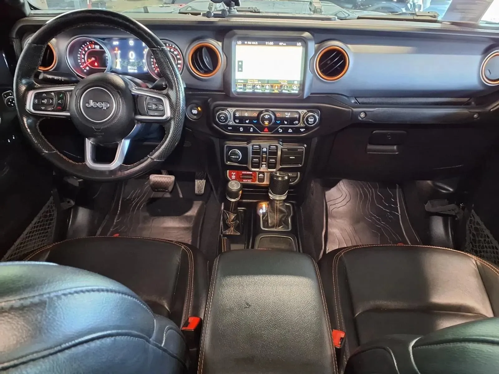 Jeep Gladiator photo 16
