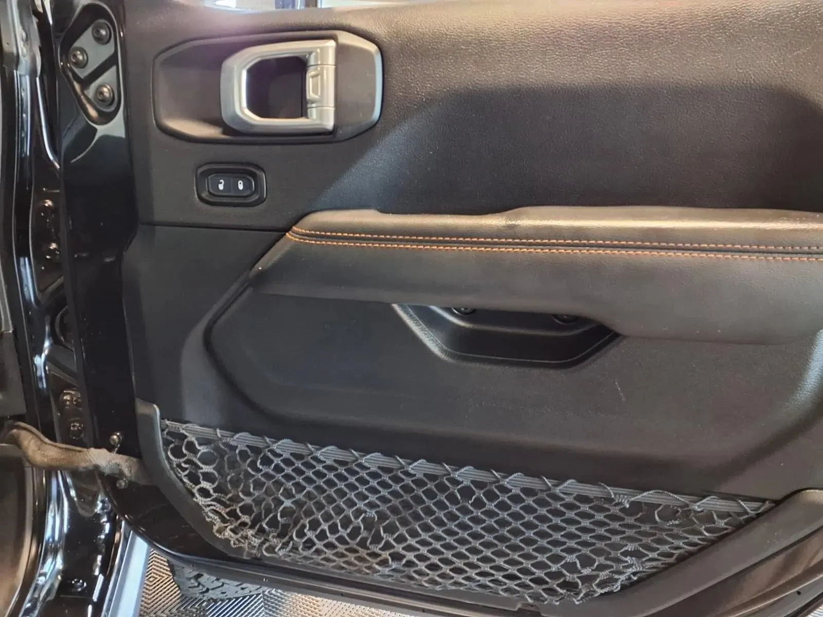 Jeep Gladiator photo 13