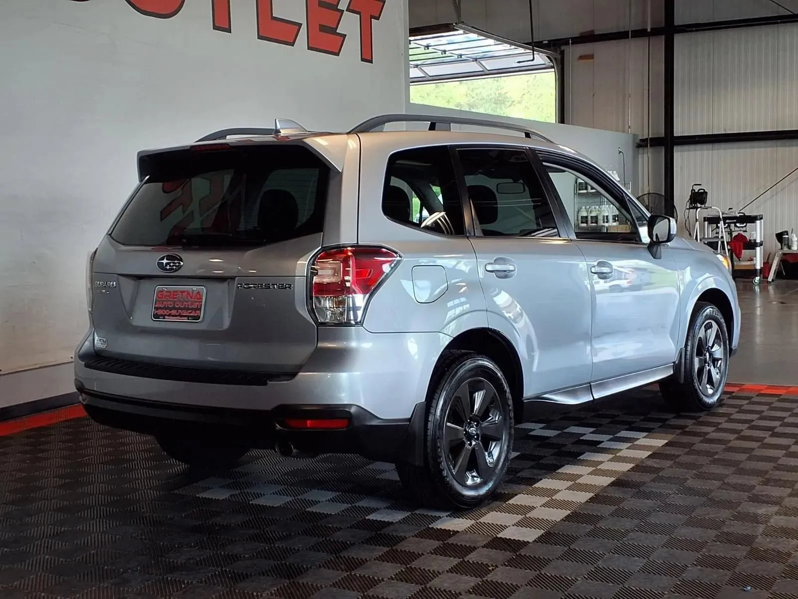 Subaru Forester photo 8