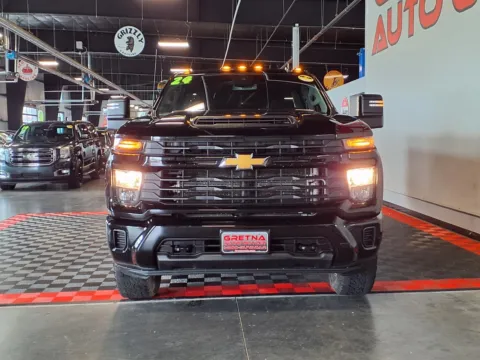 Photos of 2024 Chevrolet Silverado 2500HD Custom for sale in Gretna, NE at Gretna Auto Outlet