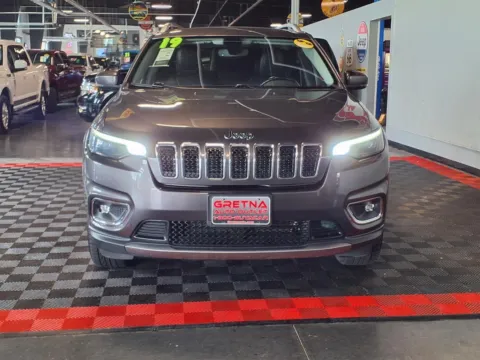 Photos of 2019 Jeep Cherokee Limited for sale in Gretna, NE at Gretna Auto Outlet