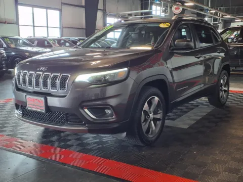 Another view of 2019 Jeep Cherokee Limited for sale in Gretna, NE at Gretna Auto Outlet