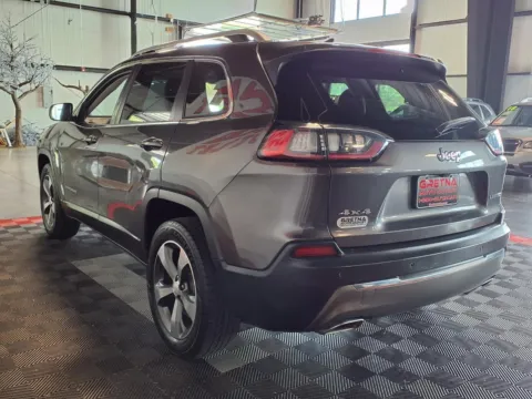 More photos of 2019 Jeep Cherokee Limited at Gretna Auto Outlet, NE