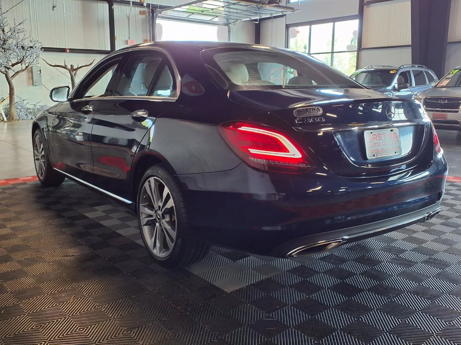 Mercedes-Benz C-Class photo 4