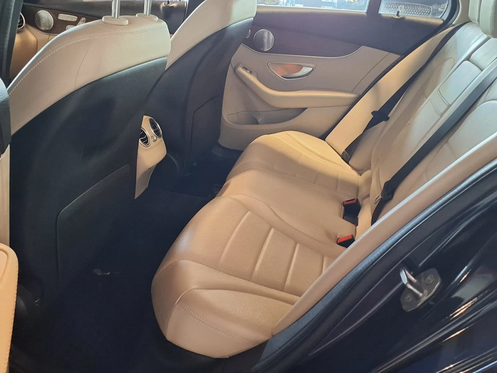 Mercedes-Benz C-Class photo 15