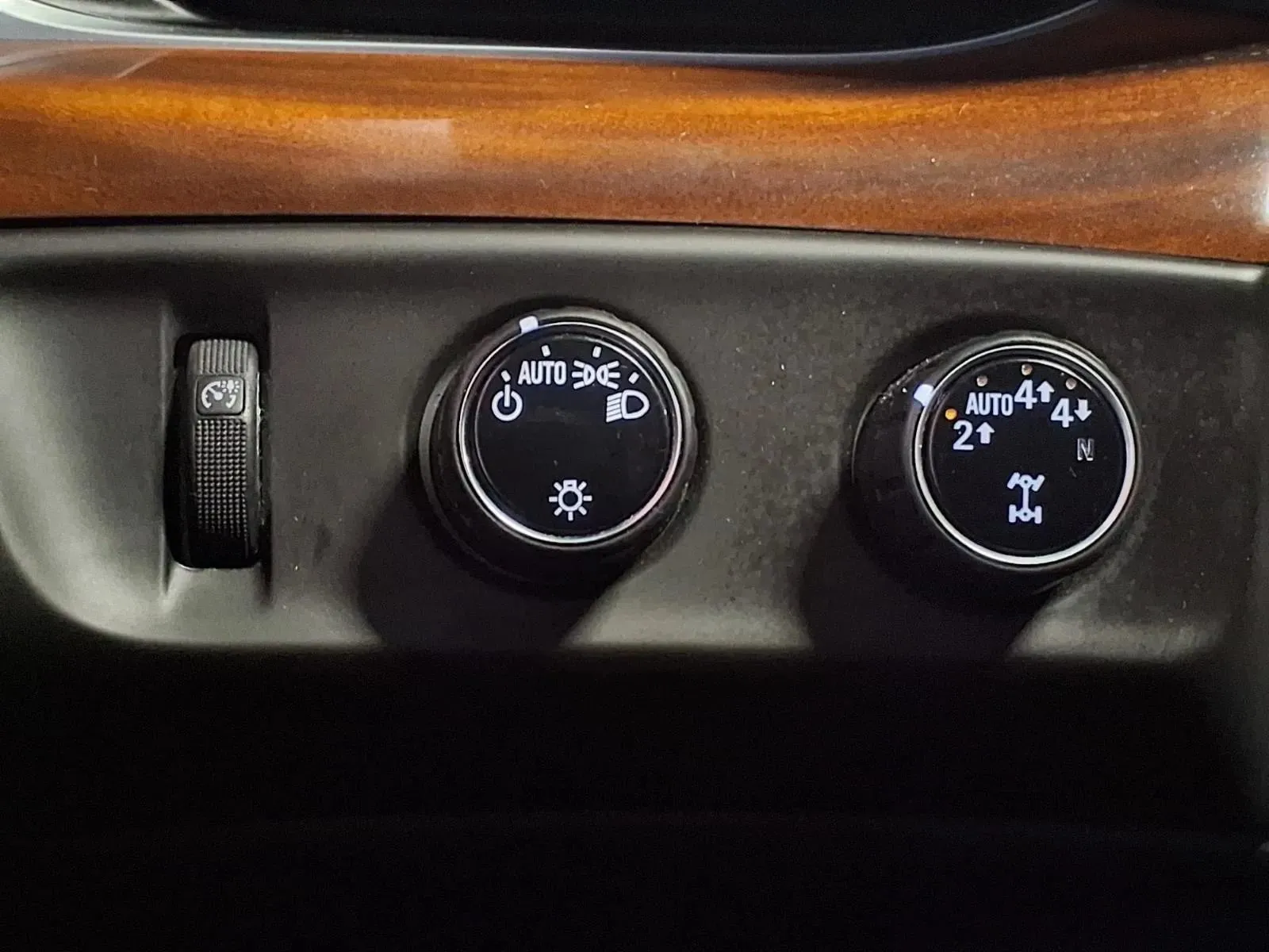 Cadillac Escalade photo 31