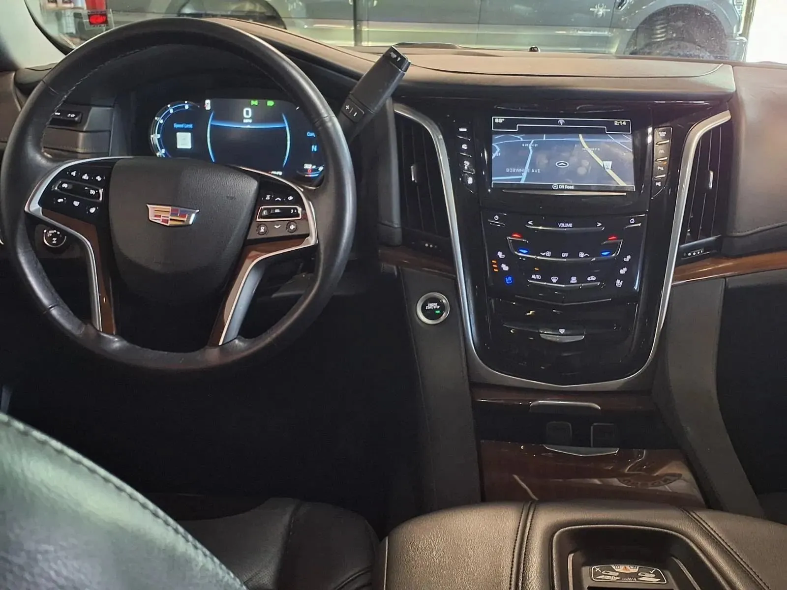 Cadillac Escalade photo 19