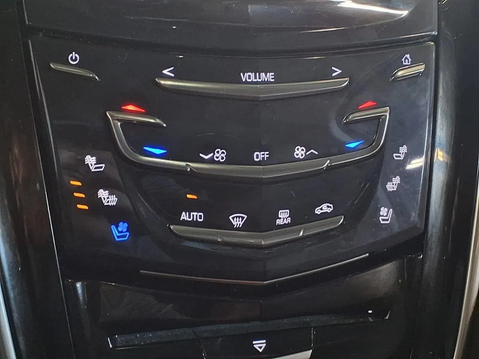 Cadillac Escalade photo 24