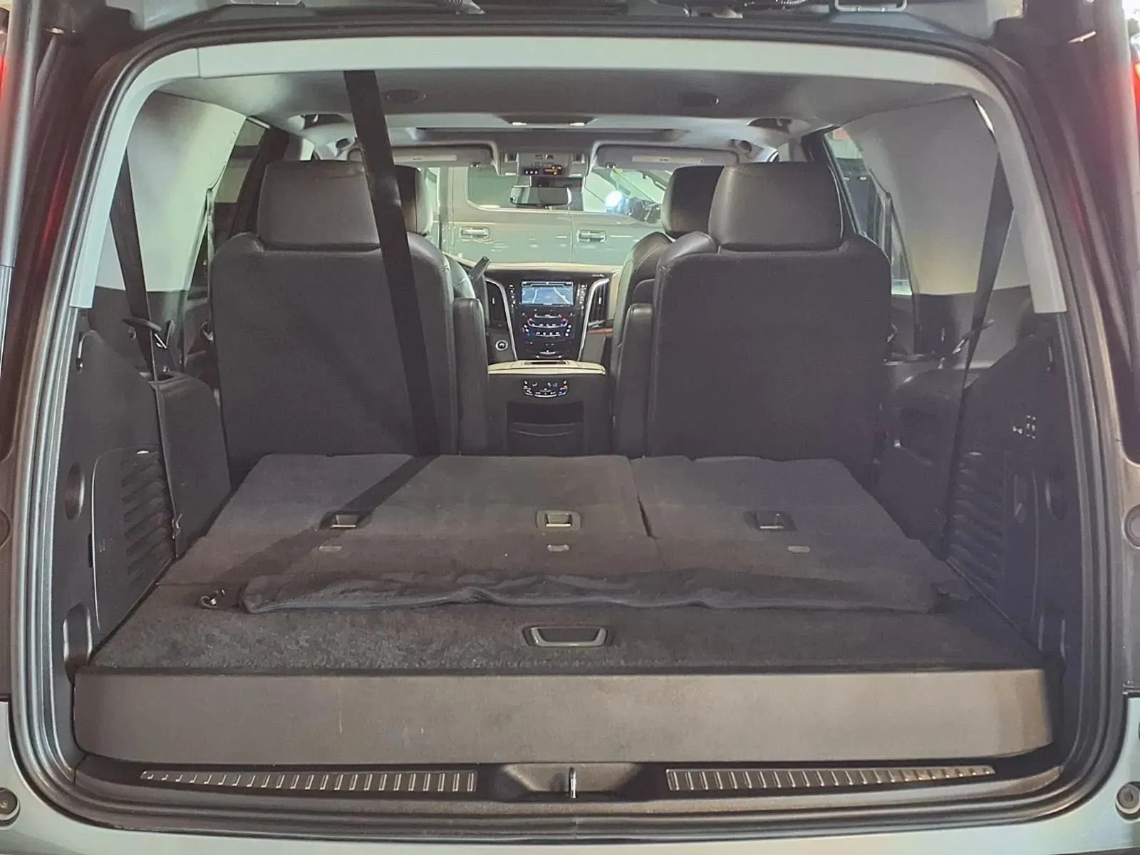 Cadillac Escalade photo 7