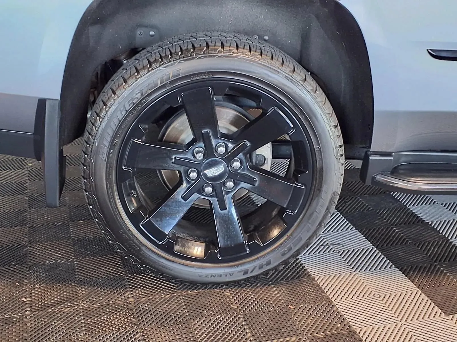 Cadillac Escalade photo 10