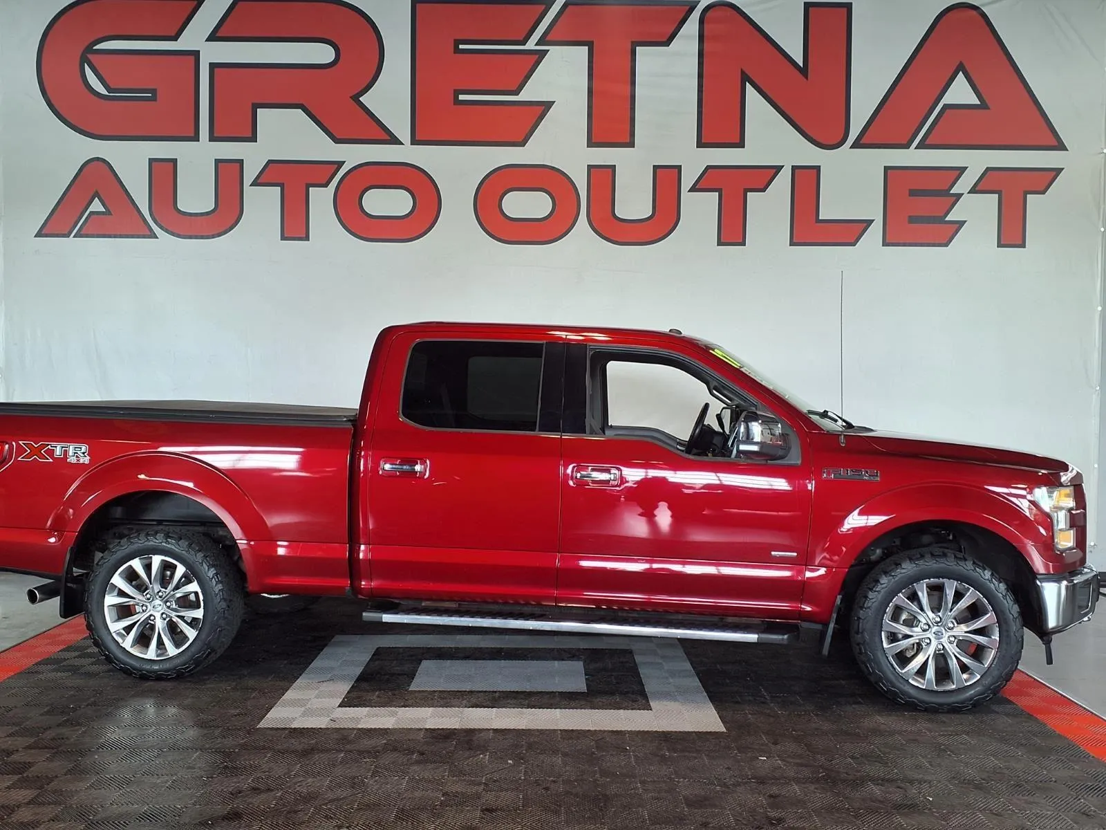 Red 2017 Ford F-150 XLT for sale in Gretna, NE
