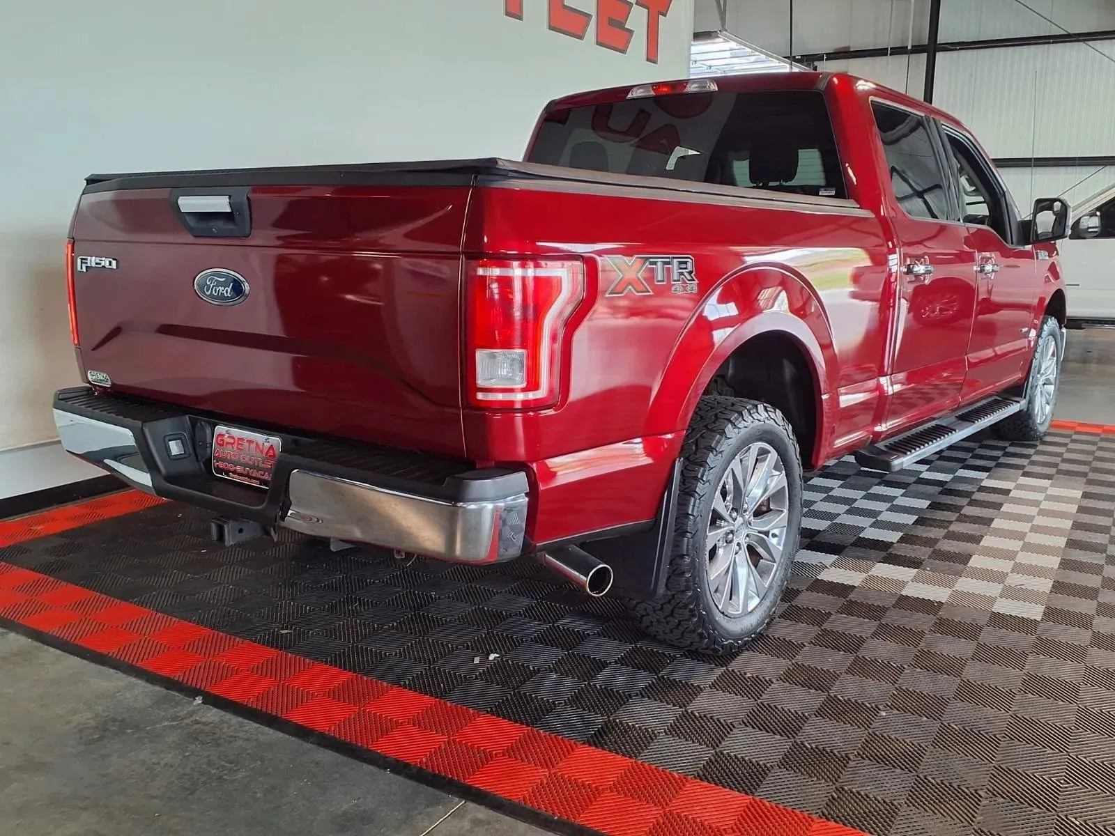 Ford F-150 photo 7