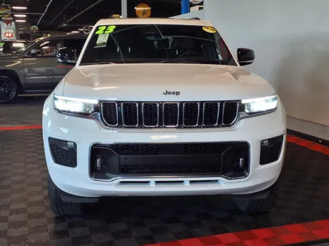 Another view of 2023 Jeep Grand Cherokee L Overland for sale in Gretna, NE at Gretna Auto Outlet