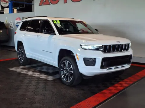 Photos of 2023 Jeep Grand Cherokee L Overland for sale in Gretna, NE at Gretna Auto Outlet