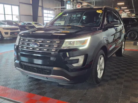 More photos of 2016 Ford Explorer XLT at Gretna Auto Outlet, NE