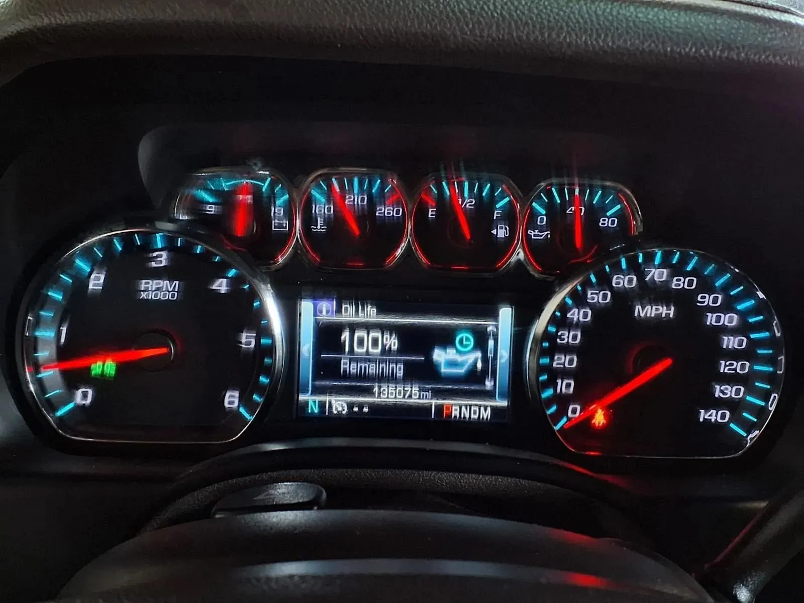 Chevrolet Tahoe photo 26
