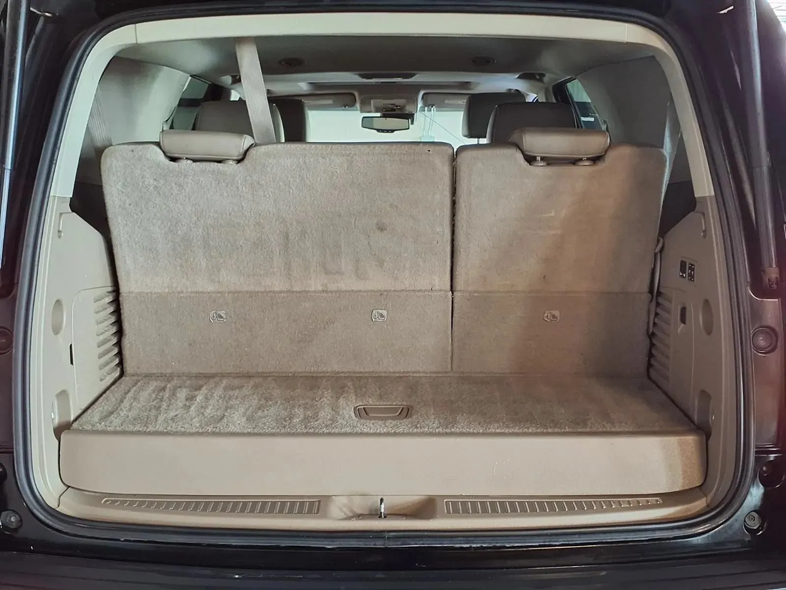 Chevrolet Tahoe photo 7