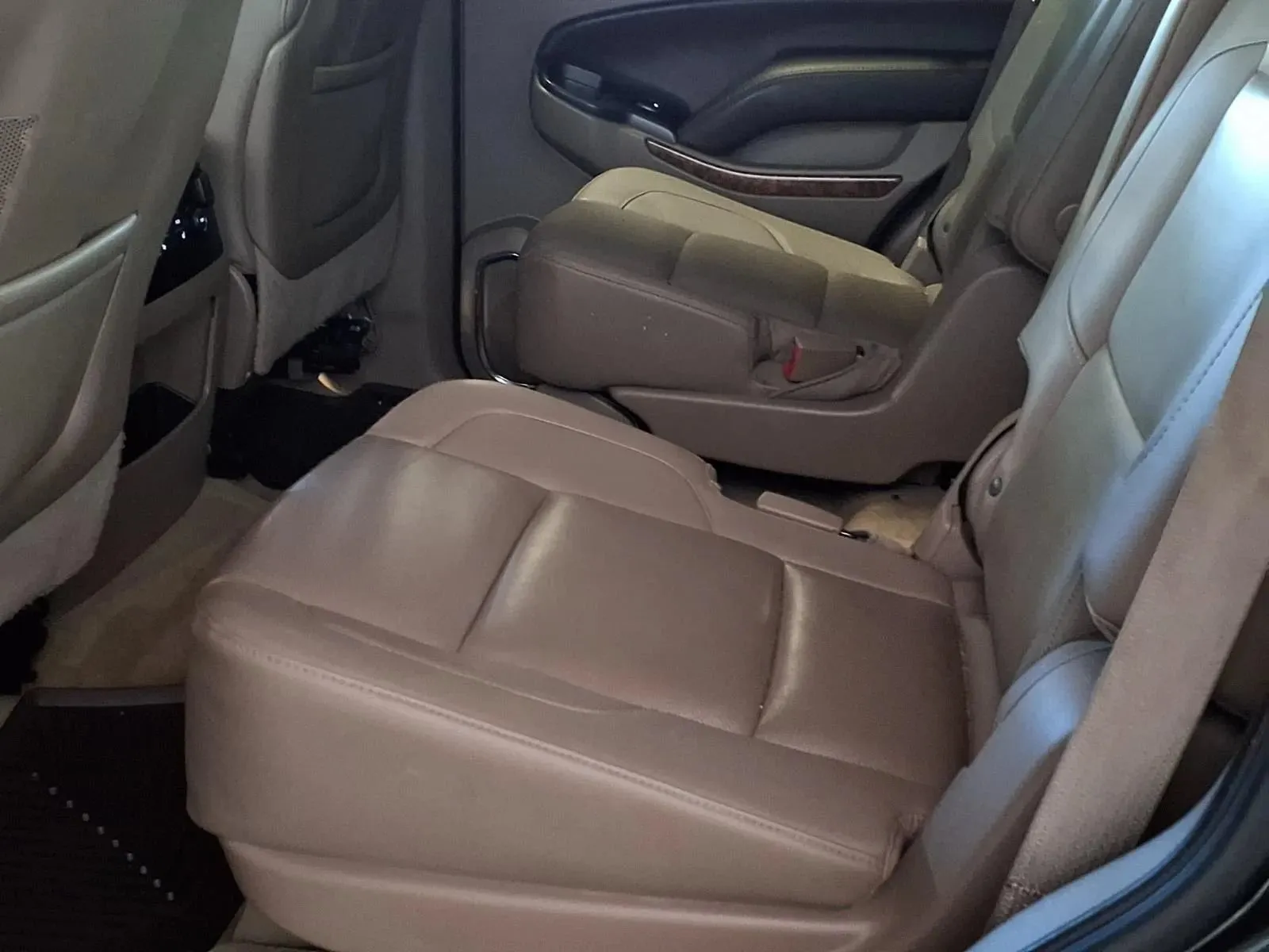 Chevrolet Tahoe photo 16
