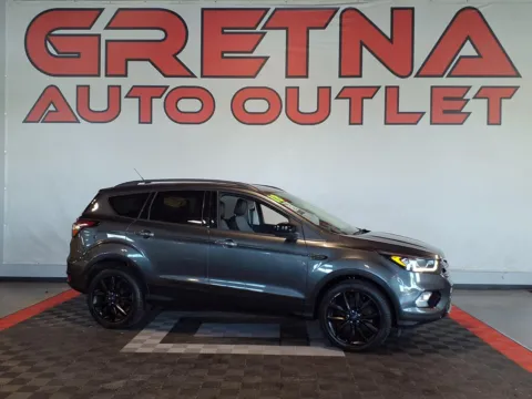 Gray 2018 Ford Escape SE for sale in Gretna, NE