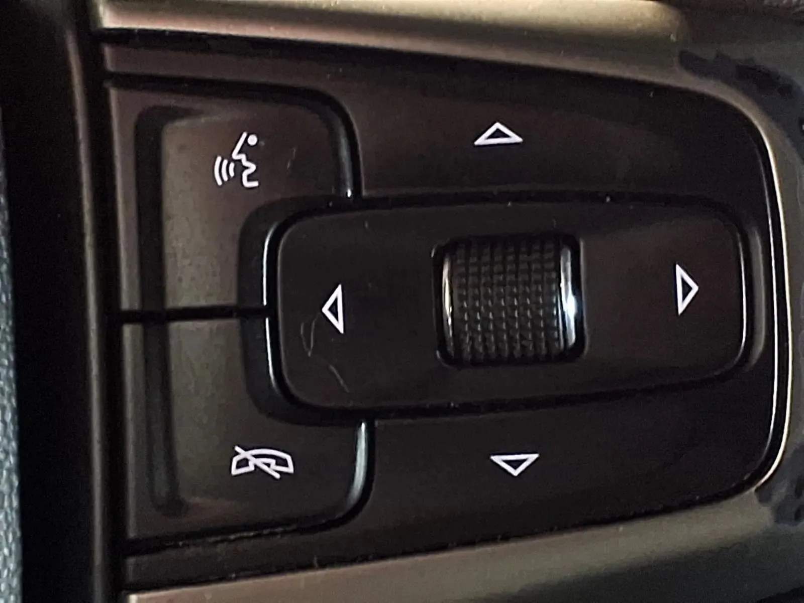 Chevrolet Silverado photo 27