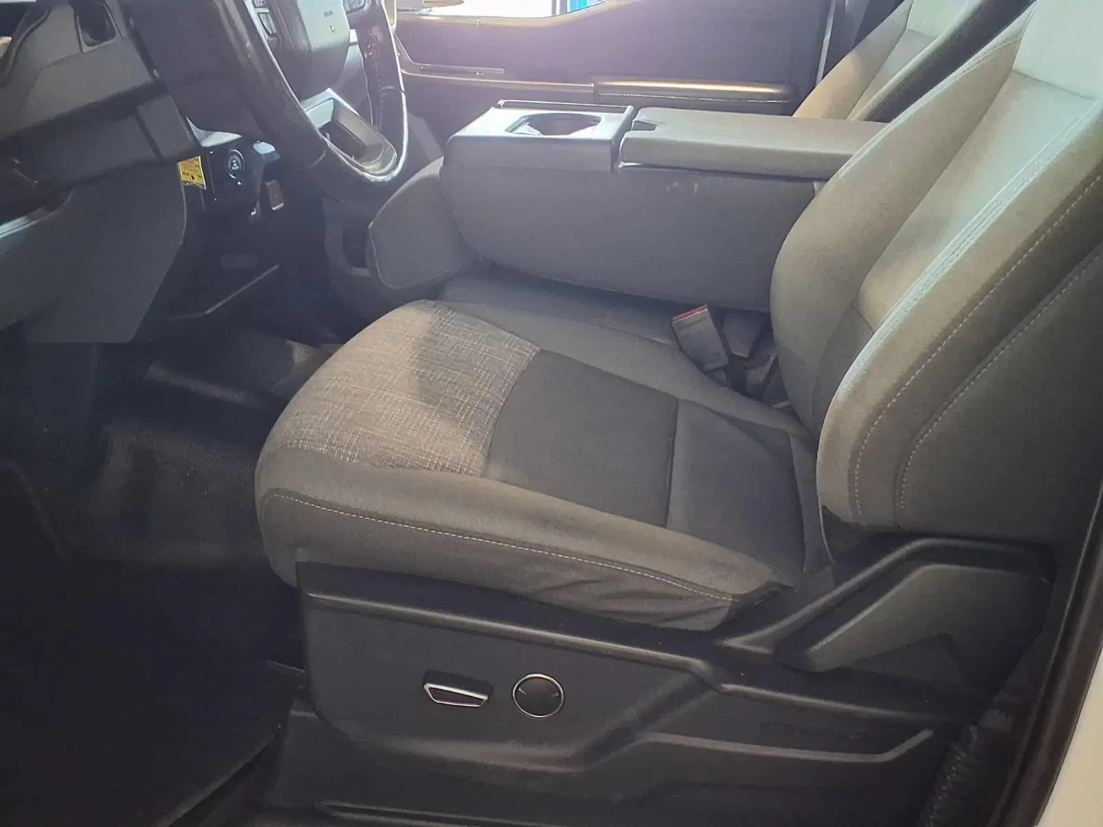 Ford F-150 photo 18