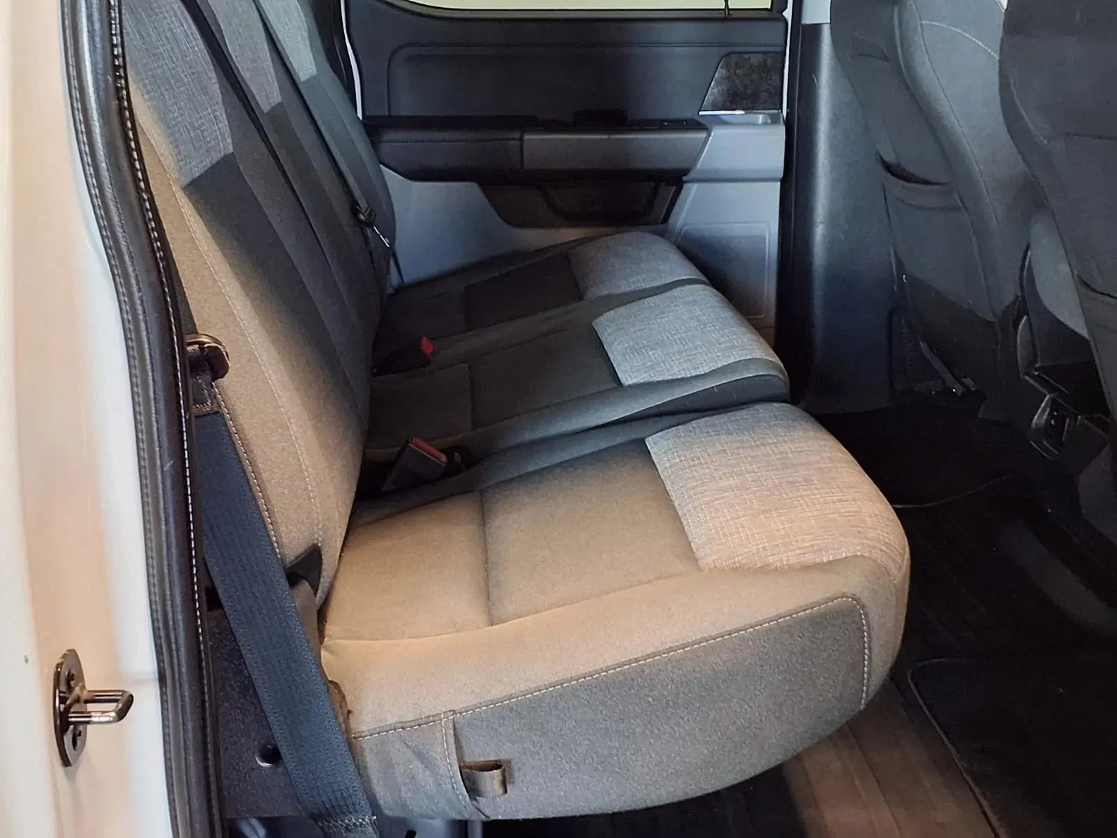 Ford F-150 photo 11