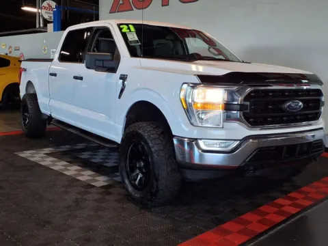 Photos of 2021 Ford F-150 XLT for sale in Gretna, NE at Gretna Auto Outlet