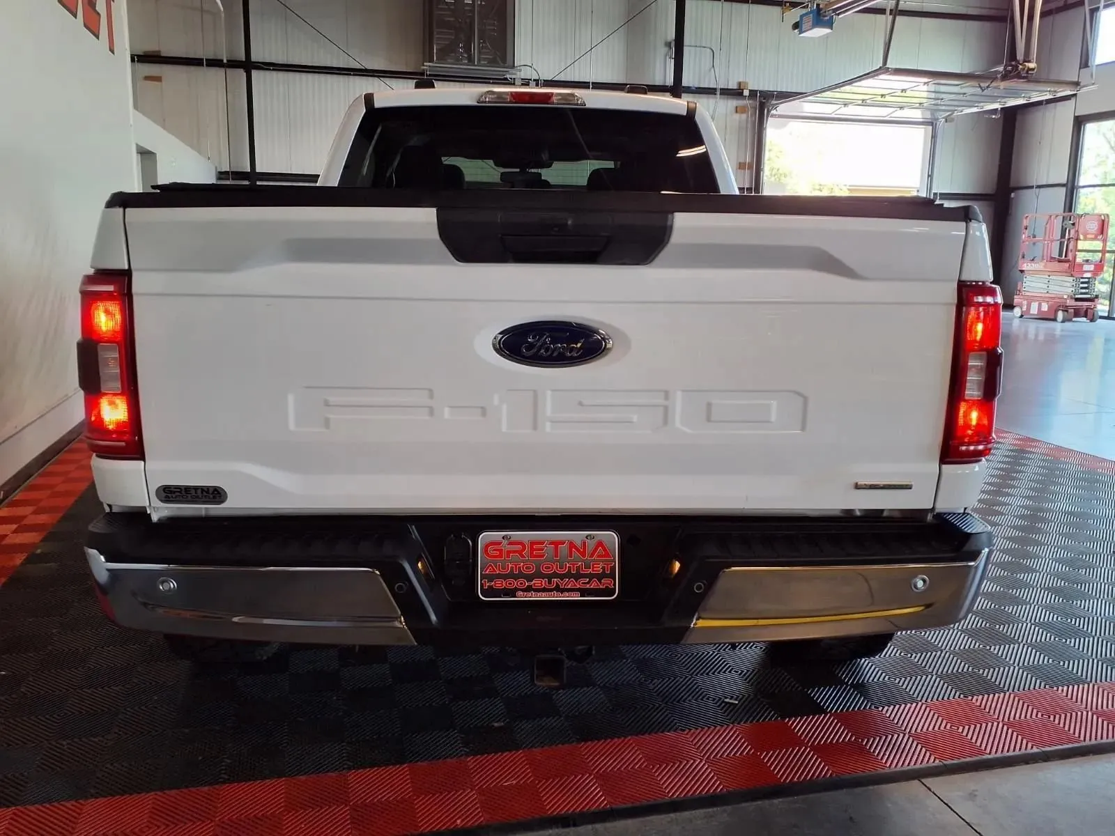 Ford F-150 photo 6