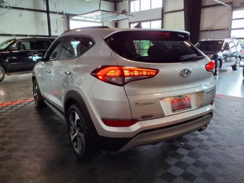 More photos of 2018 Hyundai Tucson Limited at Gretna Auto Outlet, NE