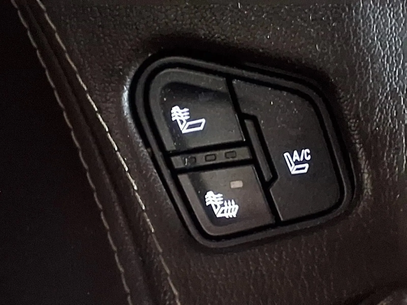 Chevrolet Tahoe photo 24