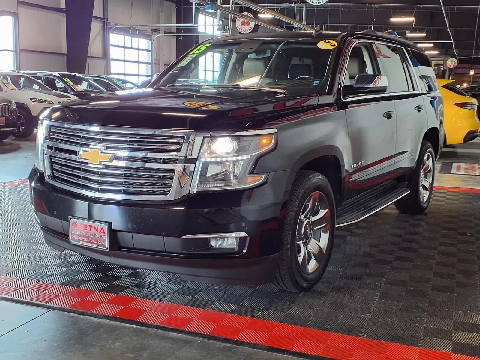 Chevrolet Tahoe photo 4