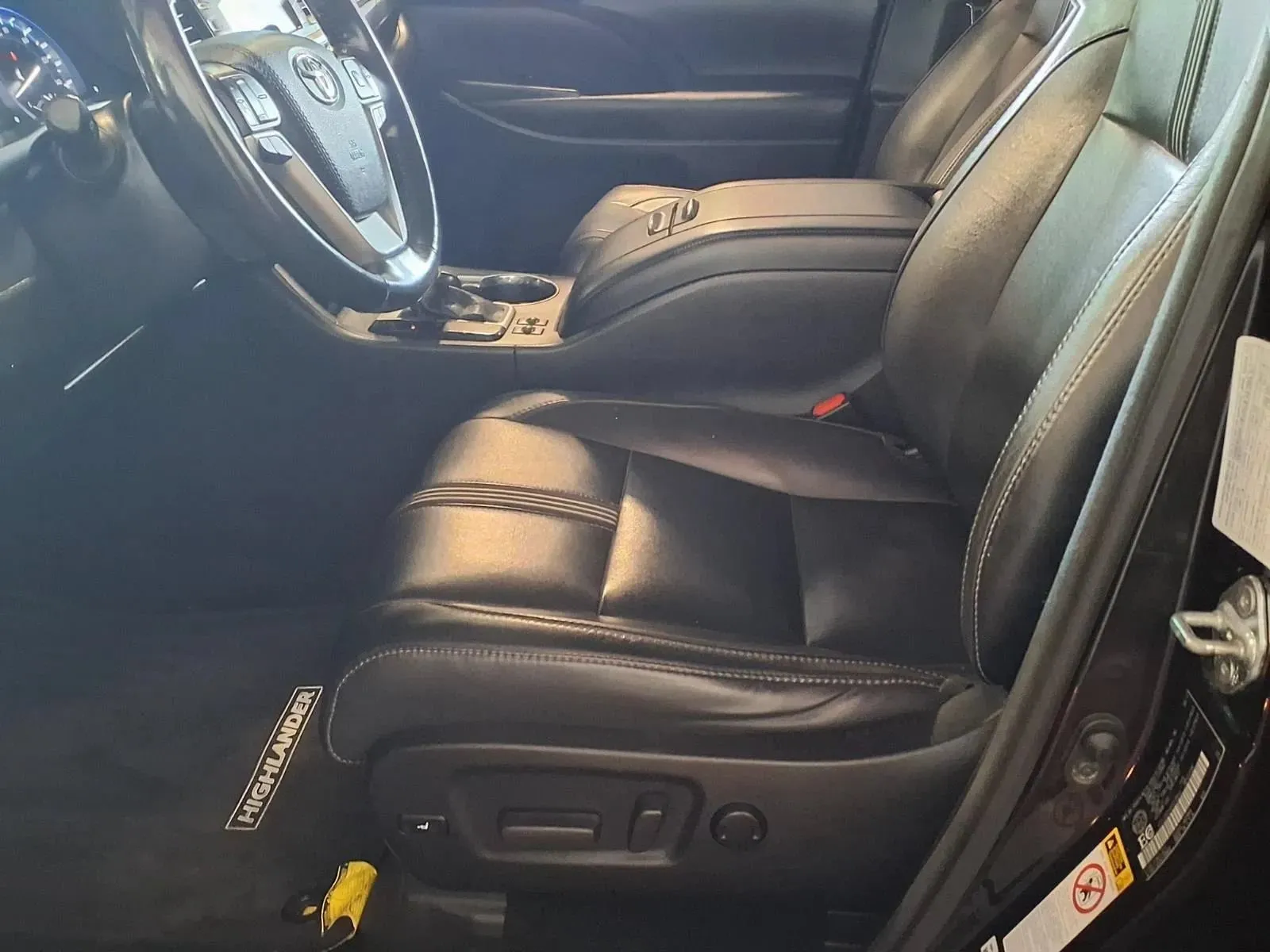 Toyota Highlander photo 22