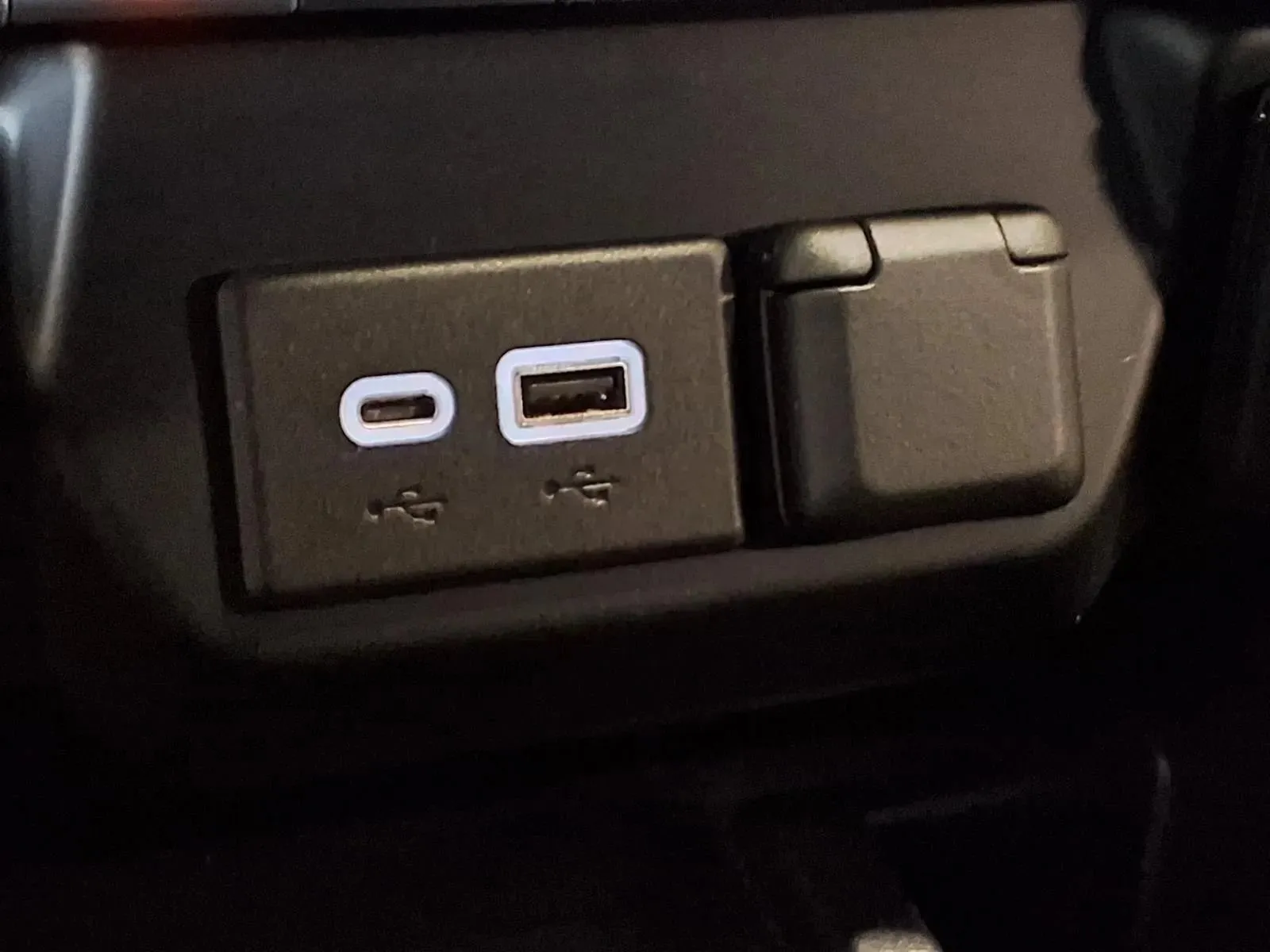 Chevrolet Silverado photo 20