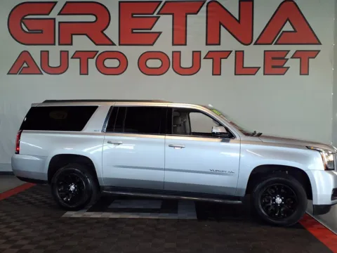 Silver 2019 GMC Yukon XL SLT for sale in Gretna, NE