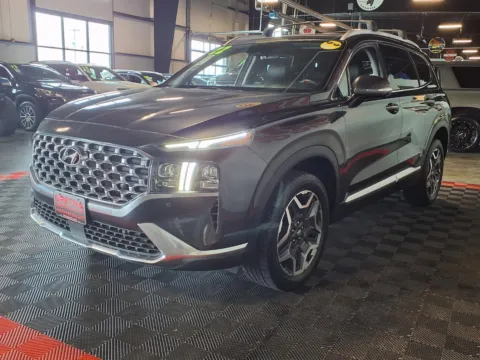 More photos of 2022 Hyundai Santa Fe Limited at Gretna Auto Outlet, NE
