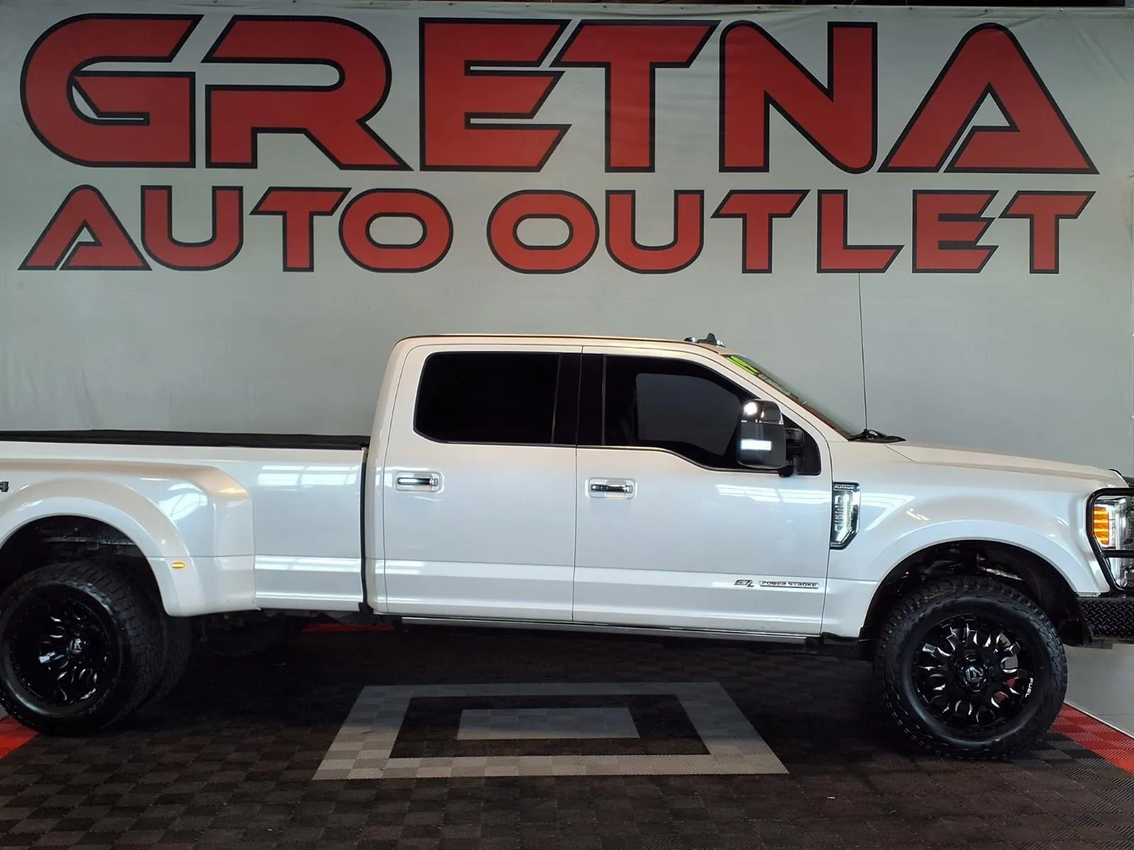 2019 Ford F-350 Super Duty Platinum for sale in Gretna, NE