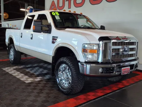 Photos of 2008 Ford F-350 Super Duty Lariat for sale in Gretna, NE at Gretna Auto Outlet