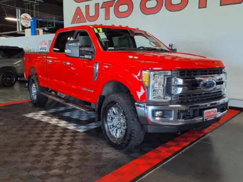 Photos of 2017 Ford F-350 Super Duty XLT for sale in Gretna, NE at Gretna Auto Outlet