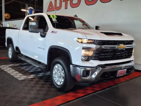 Photos of 2025 Chevrolet Silverado 2500 HD LT for sale in Gretna, NE at Gretna Auto Outlet