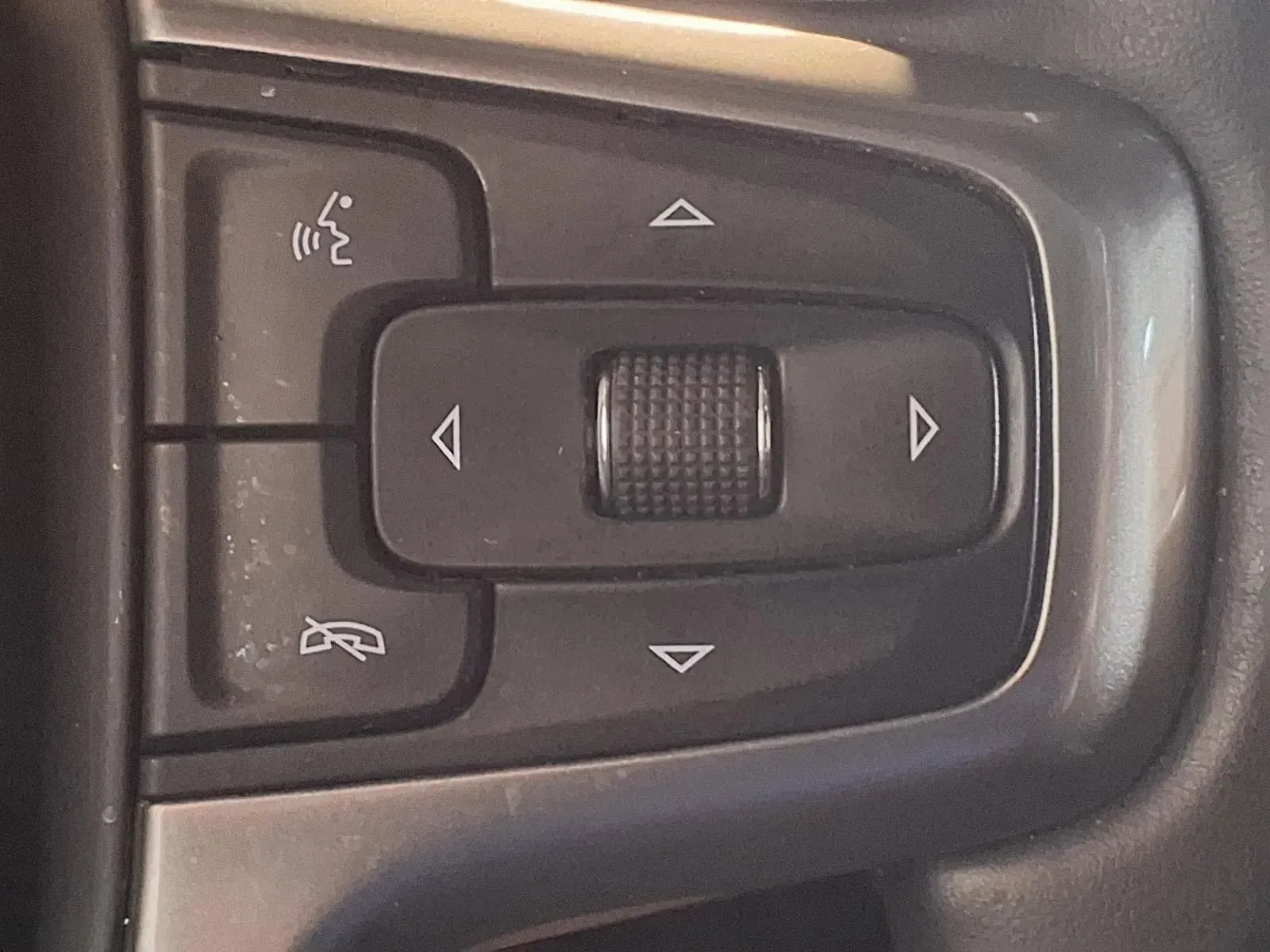 Chevrolet Silverado photo 26