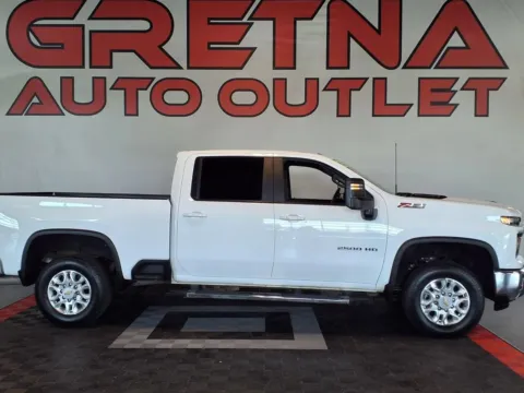 White 2025 Chevrolet Silverado 2500 HD LT for sale in Gretna, NE