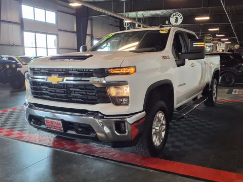 More photos of 2025 Chevrolet Silverado 2500 HD LT at Gretna Auto Outlet, NE