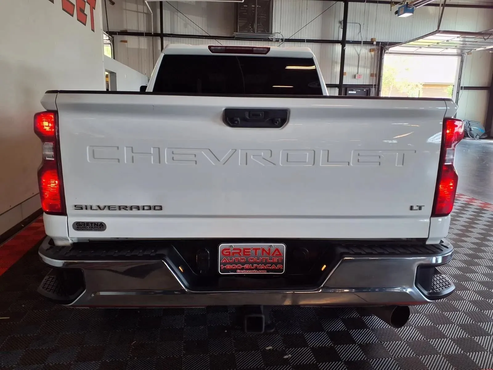 Chevrolet Silverado photo 6