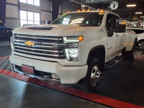 Another view of 2023 Chevrolet Silverado 3500 HD High Country for sale in Gretna, NE at Gretna Auto Outlet