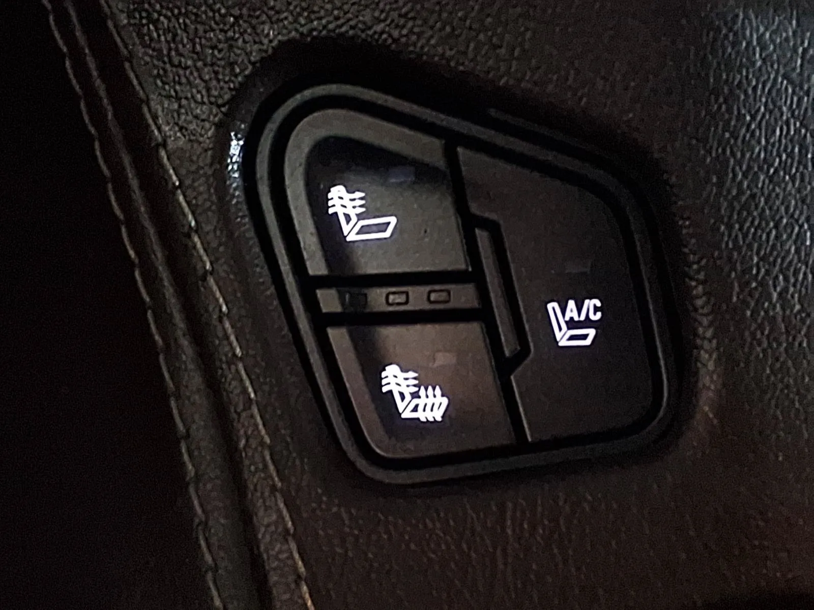 Chevrolet Tahoe photo 21