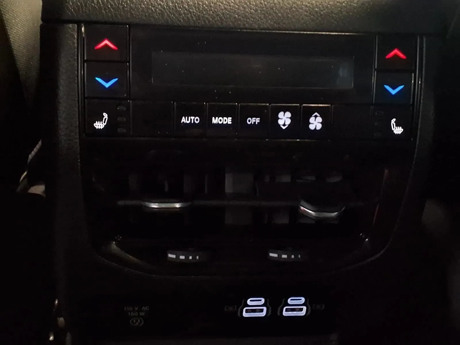 Jeep Grand Cherokee photo 15
