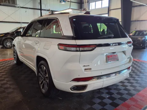 More photos of 2023 Jeep Grand Cherokee Overland at Gretna Auto Outlet, NE